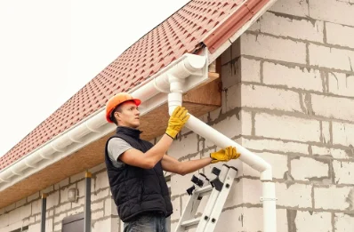 Pose et remplacement de gouttières à Recy